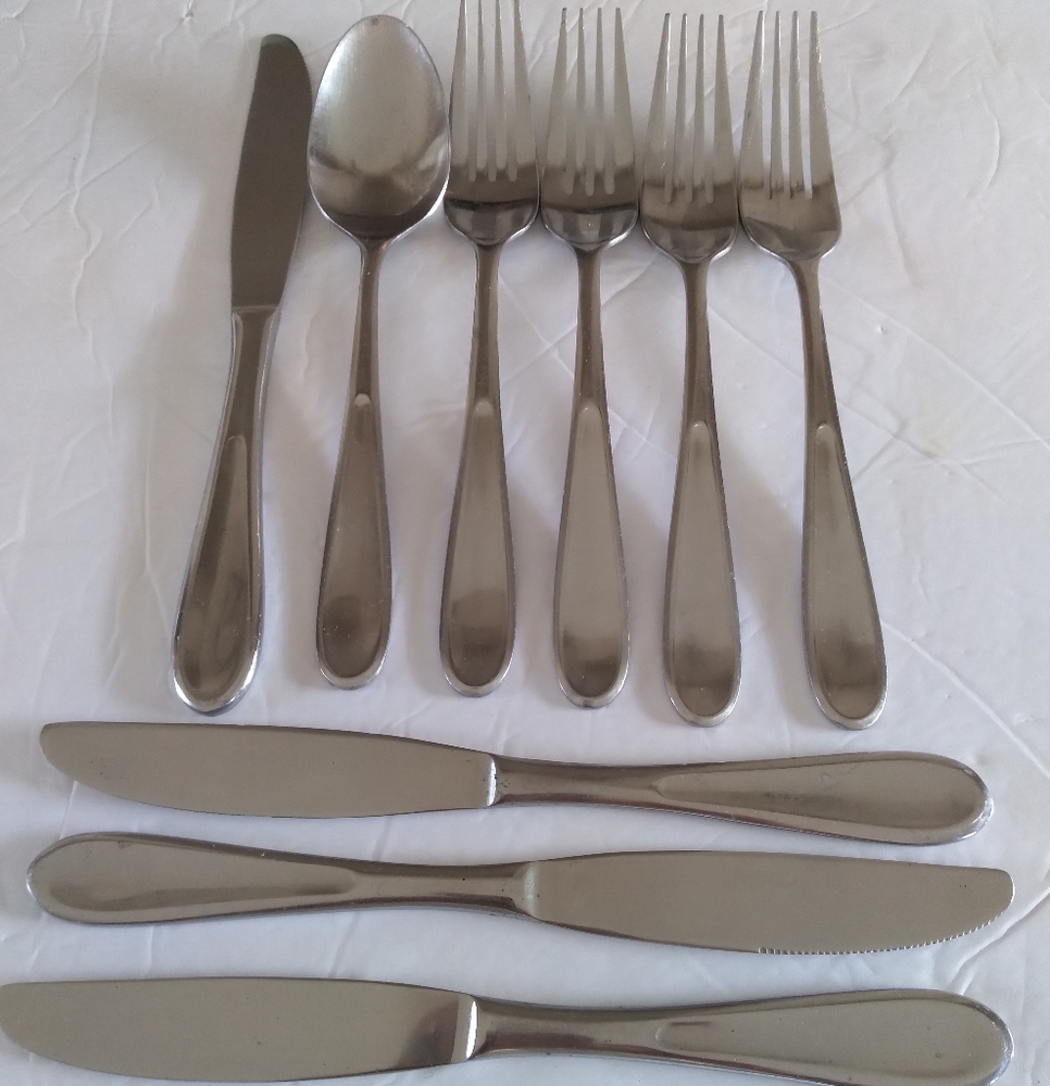Cambridge Lindsay stainless steel flatware set